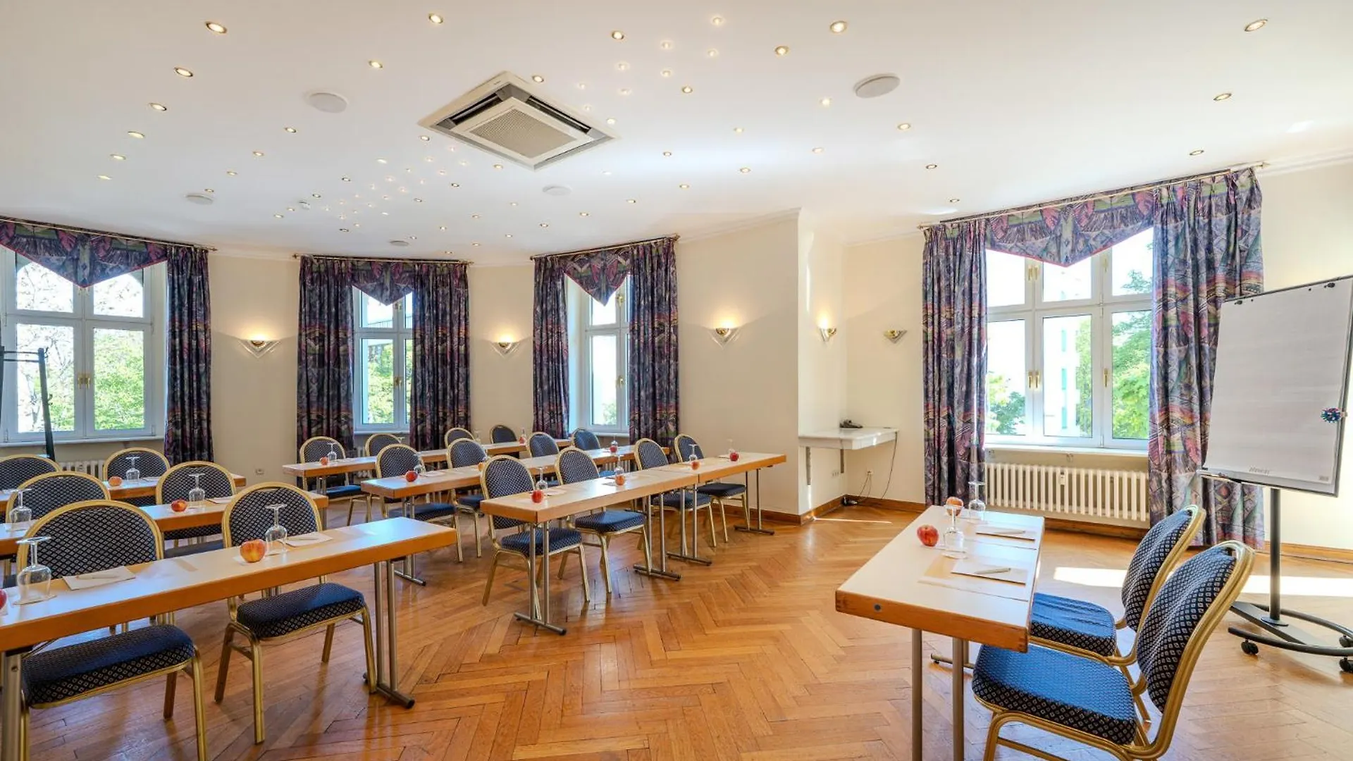 **** Hotel Ringhotel Seehof Berlin Germany